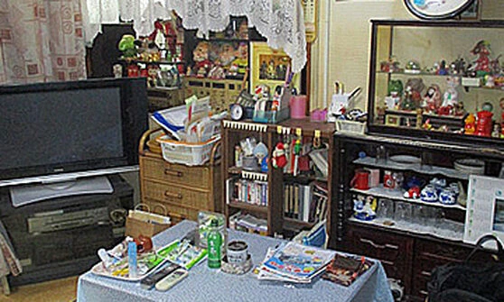 妻の他界後にゴミ屋敷化した住宅の画像